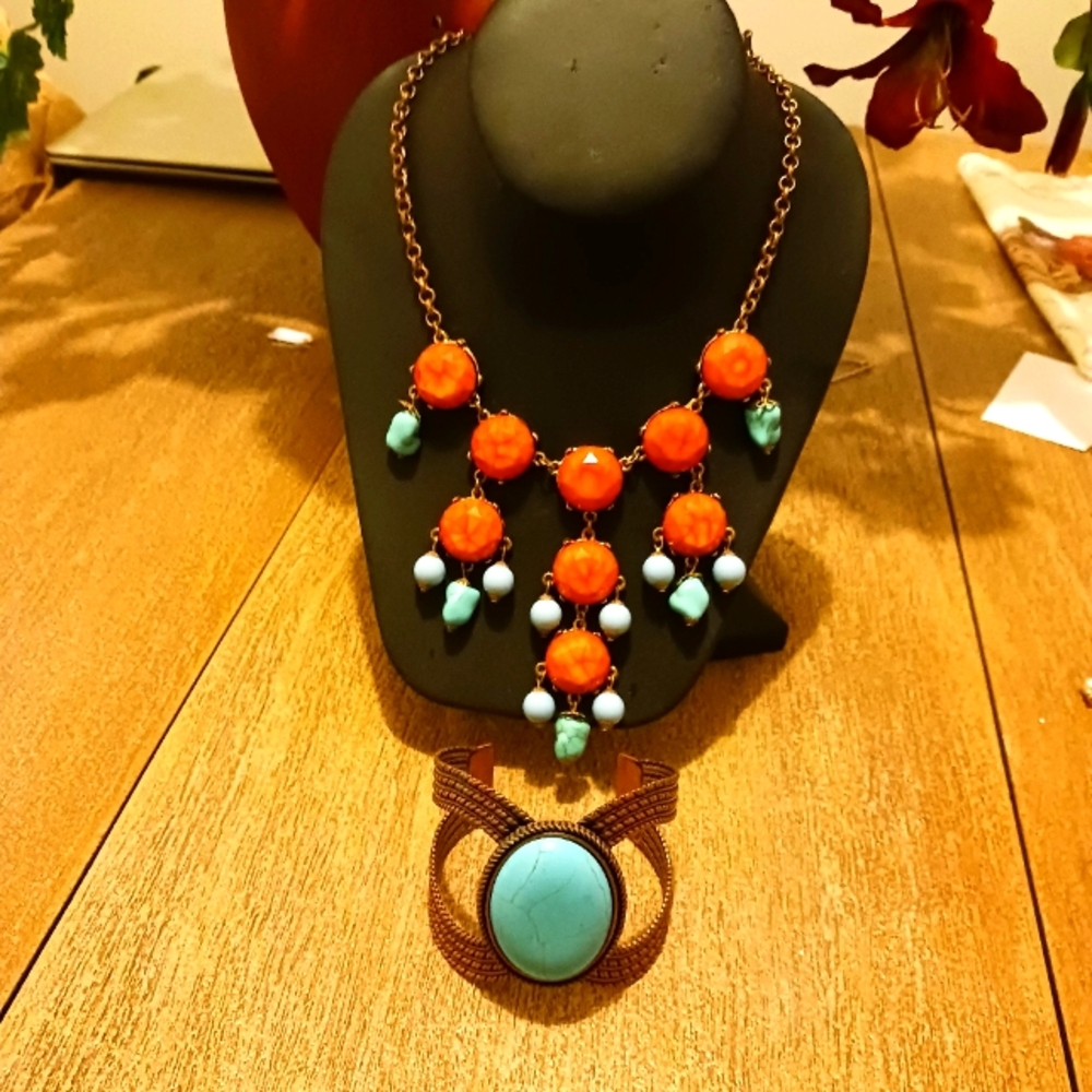 Fashion Jewelry necklace and cuff bracelet